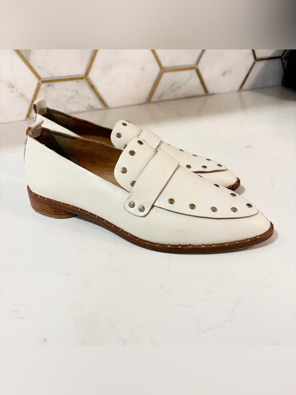🔥Fall/26 Style: Joie WinterWhite Studded PointedToe Leather Loafers Sz. 39.5/9.5